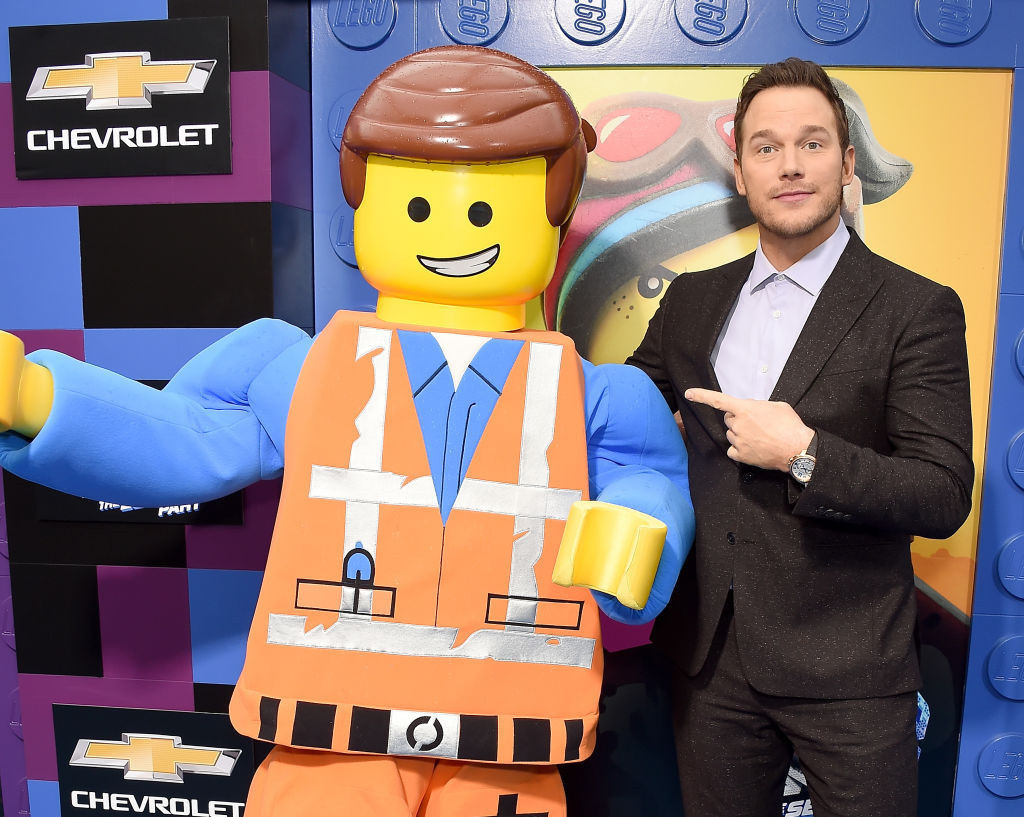 Chris Pratt featured with Emmet mascot, who is the main character from The ...