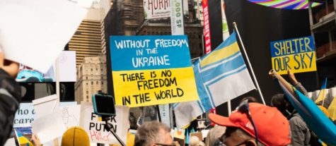 Protesters marching for the freedom of Ukrainians.